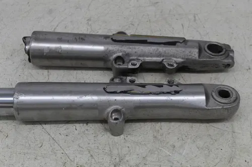 11-16 HARLEY-DAVIDSON ROAD GLIDE FLTRXS FRONT LOWER SLIDER SLIDERS FORKS FORK
