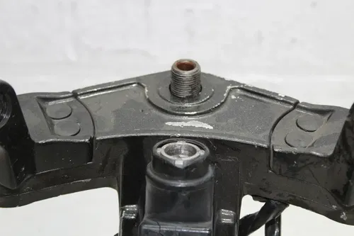 1991 KAWASAKI NINJA ZX6 ZX600D FRONT UPPER LOWER FORKS CLAMP TRIPLE TREE STEM