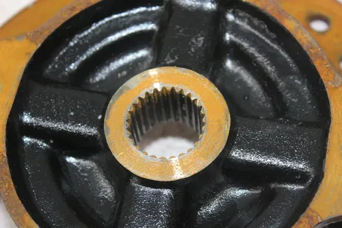 20 CAN-AM COMMANDER 800R 4X4 XT FRONT WHEEL LEFT HUB