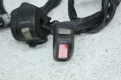 92-98 YAMAHA SECA II 600 XJ600S LEFT RIGHT CONTROL SWITCH SWITCHES ON OFF TURN