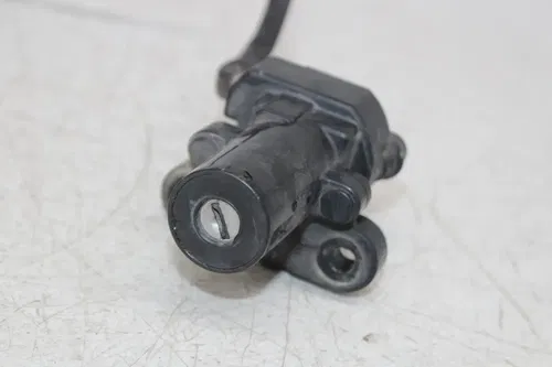 02-03 YAMAHA YZF R1 IGNITION LOCK KEY SET W/ GAS CAP AND SEAT LOCK