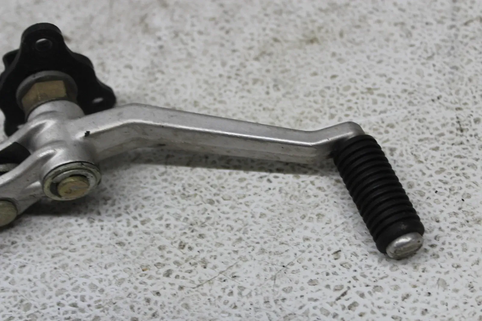 1990 KAWASAKI NINJA 750R ZX750F SHIFTER LINKAGE SHIFT LINK PEDAL