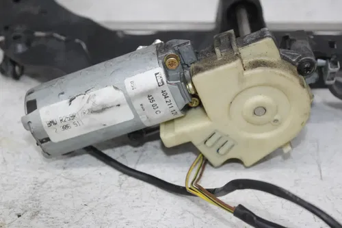 01-05 BMW R1150RT ABS FRONT WINDSHIELD WIPER MOTOR W COVER COWL