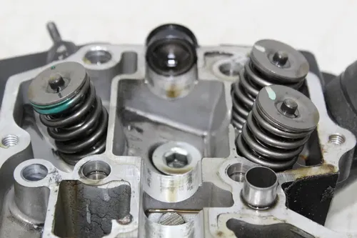 83-85 HONDA SHADOW 750 VT750C ENGINE REAR END CYLINDER HEAD CAM VALVES COVER
