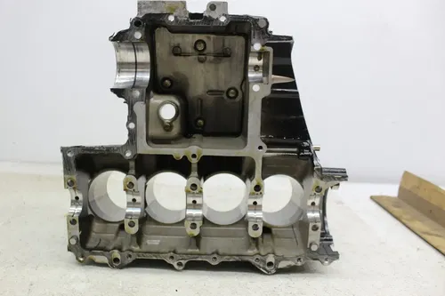 06-07 KAWASAKI NINJA ZX10R ENGINE MOTOR UPPER CRANKCASE CRANK CASE BLOCK PISTONS