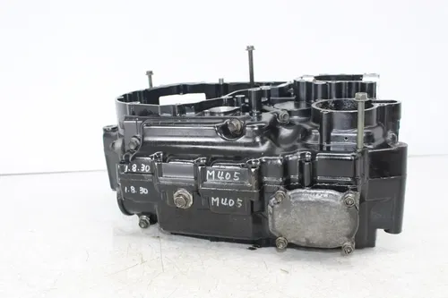 01-04 SUZUKI INTRUDER VOLUSIA 800 VL800 ENGINE MOTOR CRANKCASE CRANK CASES BLOCK