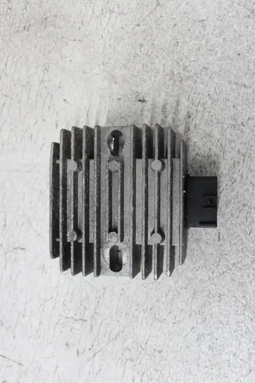 99-13 YAMAHA VENTURE 1300 TF RECTIFIER VOLTAGE REGULATOR