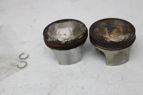 08-14 DUCATI MONSTER 696 ENGINE MOTOR FRONT REAR CYLINDER JUG PISTONS (SEE DESCP