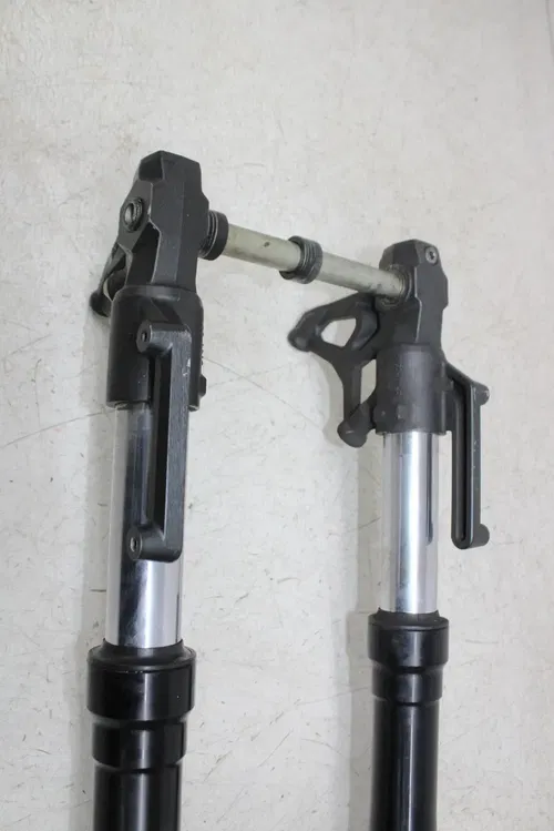 10-13 KAWASAKI Z1000 FRONT END FORKS TRIPLE TREE CLAMP FORK TUBES (SEE DESCP)