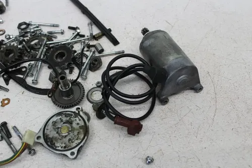 1983 SUZUKI GN125 COMMUTER PARTS AND HARDWARE NUTS BOLTS