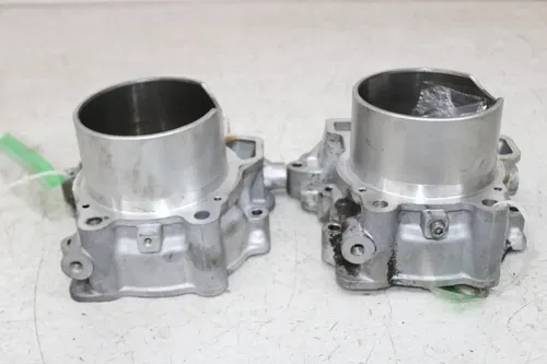 01-05 APRILIA RST1000 FUTURA FRONT REAR ENGINE MOTOR CYLINDER JUG BLOCK PAIR