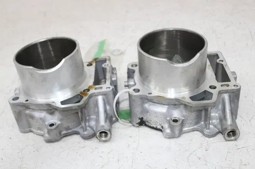 01-05 APRILIA RST1000 FUTURA FRONT REAR ENGINE MOTOR CYLINDER JUG BLOCK PAIR