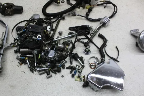 92-04 SUZUKI INTRUDER 800 VS800 PARTS HARDWARE SLAVE CYLINDER MIRROR KICKSTAND