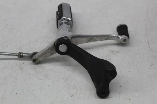 07-19 Harley-davidson Sportster 1200 Xl1200c Left Front Foot Rest Peg shifter