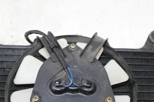 1993 Kawasaki Ninja ZX6 ZX600E ENGINE RADIATOR MOTOR COOLER W/ FAN & COVER