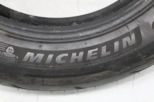 MICHELIN COMMANDER TOURING MU85 B 16 M/C 77H REAR BACK TIRE (TREAD:8/32NDS)