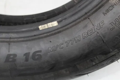 MICHELIN COMMANDER TOURING MU85 B 16 M/C 77H REAR BACK TIRE (TREAD:8/32NDS)
