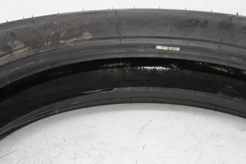 MICHELIN COMMANDER TOURING MU85 B 16 M/C 77H REAR BACK TIRE (TREAD:8/32NDS)