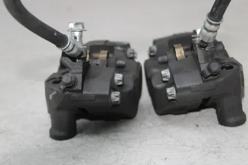 24-25 SUZUKI GSX-8R RIGHT LEFT FRONT BRAKE CALIPER SET PAIR CALIPERS