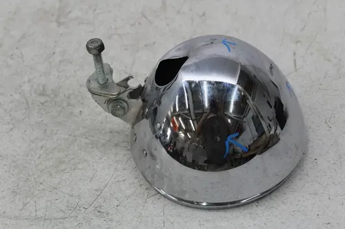 04-06 VICTORY KINGPIN CALIFORNIA HEADLIGHT CASE HOUSING BUCKET