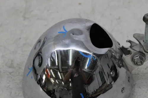04-06 VICTORY KINGPIN CALIFORNIA HEADLIGHT CASE HOUSING BUCKET