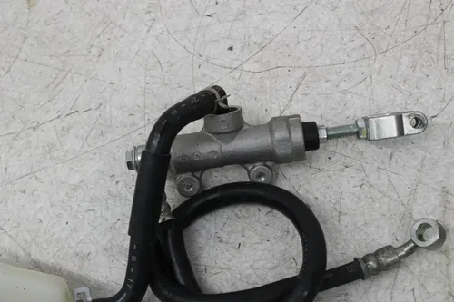 18-22 SUZUKI GSX250R REAR BACK BRAKE CALIPER MOUNT RIGHT PEG MASTER CYLINDER