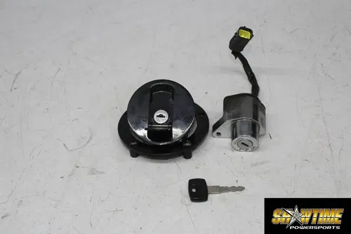 10-16 VICTORY CROSS COUNTRY 8 BALL IGNITION LOCK KEY SET W/ GAS CAP