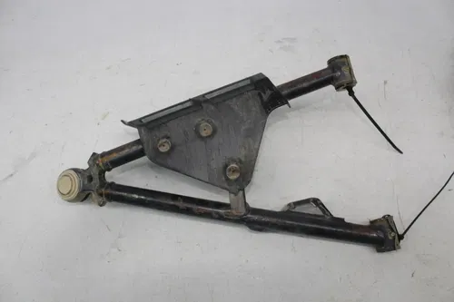 16 Can-am Commander 800r Xt front right upper lower Control A Arm set