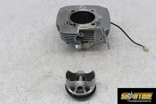 08-14 DUCATI MONSTER 696 ENGINE MOTOR REAR CYLINDER JUG W PISTON HEAD