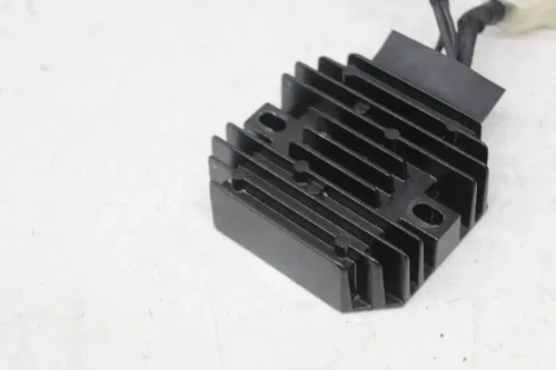 24-25 TRIUMPH SPEED 400 RECTIFIER VOLTAGE REGULATOR