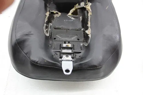 07-11 HARLEY-DAVIDSON ELECTRA GLIDE ULTRA CLASSIC EFI FLHTCUI FRONT DRIVERS SEAT