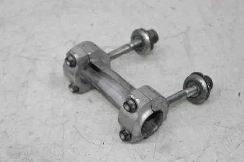 01 KTM 640 DUKE II HANDLEBAR RISERS RISER SET