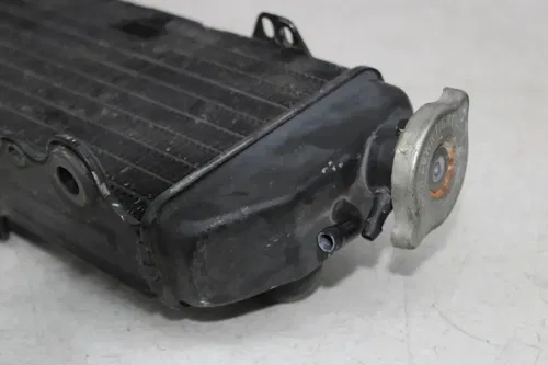 01 KTM 640 DUKE II RIGHT ENGINE MOTOR COOLING COOLER RADIATOR