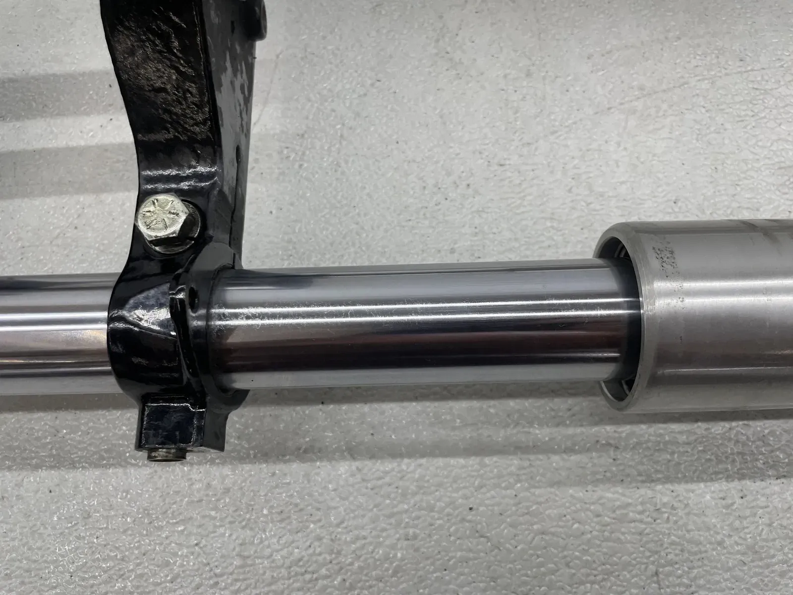 07-11 HARLEY-DAVIDSON ELECTRA GLIDE ULTRA CLASSIC FLHTCU FRONT FORKS COMPLETE