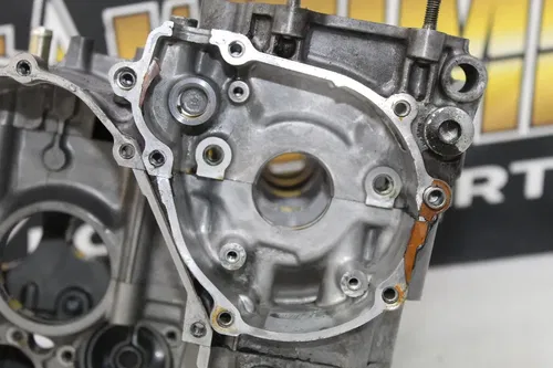 97-00 SUZUKI GSXR600 ENGINE MOTOR CRANKCASE CRANK CASES BLOCK