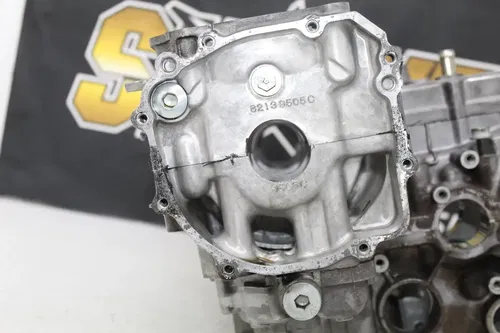 97-00 SUZUKI GSXR600 ENGINE MOTOR CRANKCASE CRANK CASES BLOCK
