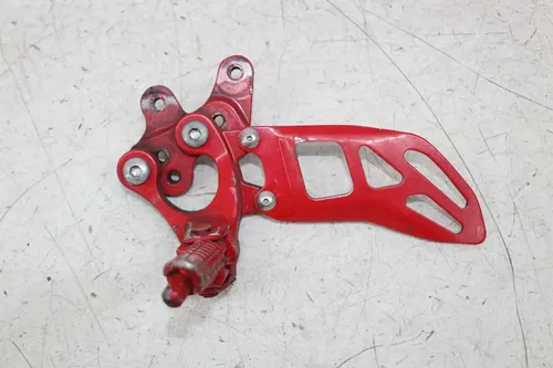 11-25 SUZUKI GSXR750 LEFT REARSET REAR SET FOOT PEG W SHIFTER