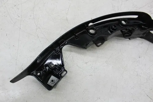 18-24 HARLEY-DAVIDSON ULTRA LIMITED FLHTK RIGHT REAR BACK FENDER STRUT SUPPORT