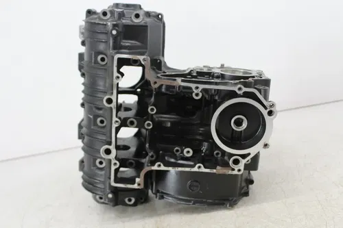 87 KAWASAKI  ZX750f ENGINE MOTOR CRANKCASE CRANK CASES BLOCK