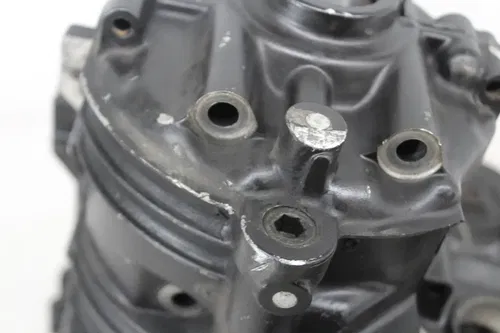 87 KAWASAKI  ZX750f ENGINE MOTOR CRANKCASE CRANK CASES BLOCK