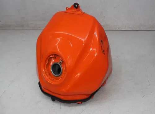 22-24 KTM RC 390 GAS TANK FUEL CELL PETROL RESERVOIR (SEE DESCP)
