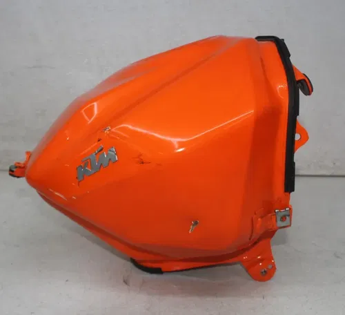 22-24 KTM RC 390 GAS TANK FUEL CELL PETROL RESERVOIR (SEE DESCP)