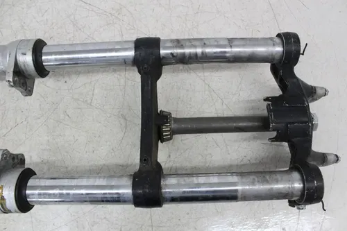 89 HONDA GOLDWING 1500 FRONT END FORKS TRIPLE TREE CLAMP FORK TUBES