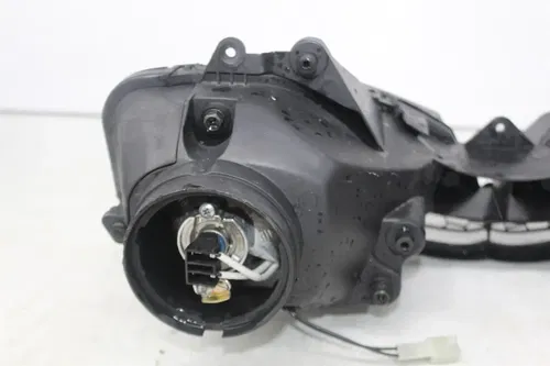2005 YAMAHA YZF R6 FRONT LEFT RIGHT HEADLIGHT HEAD LIGHTS (READ)