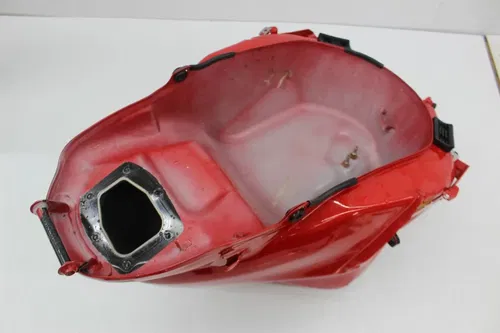 21-24 DUCATI SUPERSPORT 950 FUEL GAS TANK (SEE DESCP)