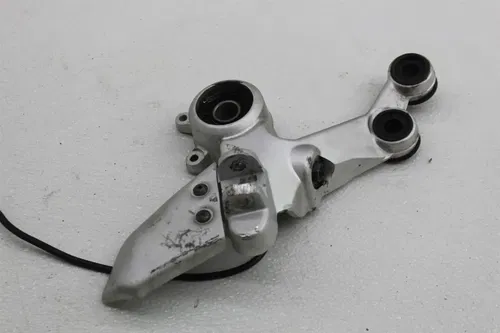 05-07 DUCATI MONSTER S2R 800 RIGHT FRONT DRIVER REARSET FOOT PEG MOUNT BRACKET