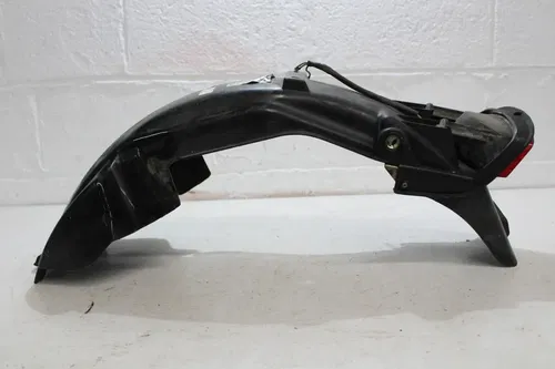 1986 HONDA MAGNA 700 VF700C REAR BACK WHEEL FENDER  UNDERTAIL UNCUT TAILIGHT