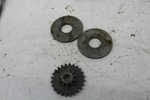 1993 YAMAHA FZR600 MISC PARTS HARDWARE NUTS BOLTS