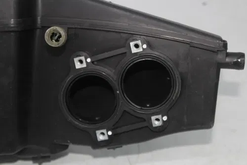 11-17 VICTORY HIGH BALL AIRBOX AIR INTAKE FILTER BOX