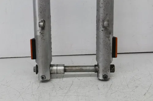 02-05 BMW F650CS F650 FRONT END FORKS TRIPLE TREE CLAMP FORK TUBES STRAIGHT